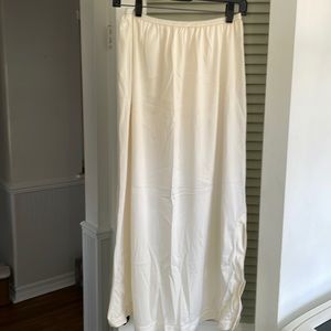 ✨ 3 for $10 Long Skirt Slip